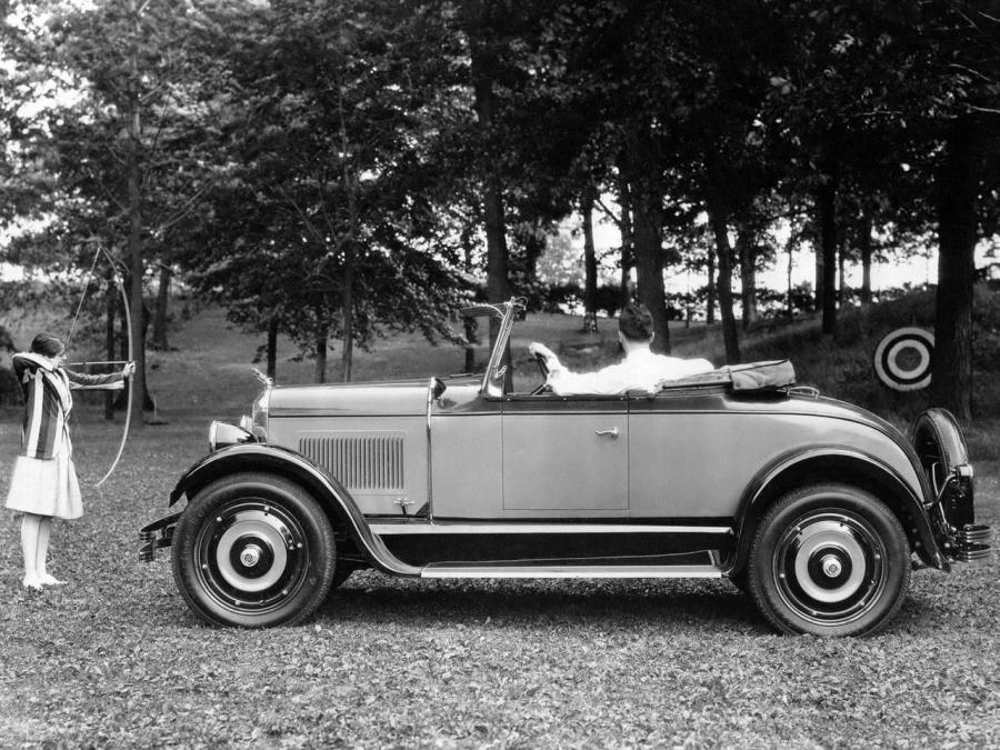  Studebaker Dictator Standard Six Sport Roadster 1927 года  (фото 1 из 1)